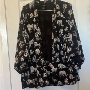 Forever 21 Black and Cream Tiger Print Kimono type top